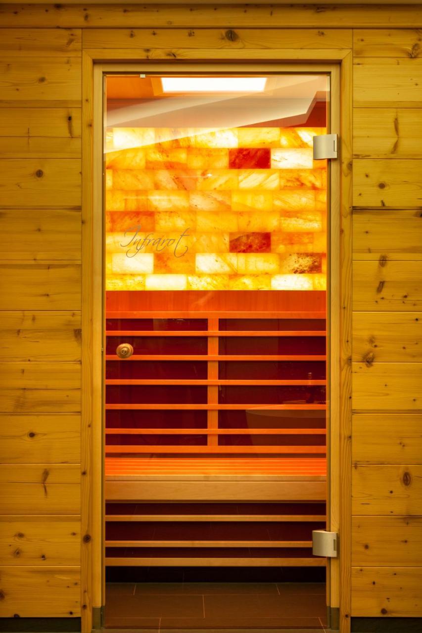 Arcade Apartments & Spa Saas-Fee Exterior photo